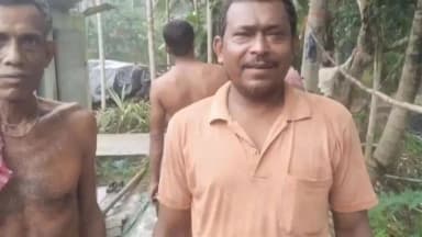 ময়না: মাসমচক গ্রামে বিধায়কের তহবিল থেকে ১৫১ নম্বর বুথে ঢালাই রাস্তা হওয়ায় খুশি এলাকাবাসীরা