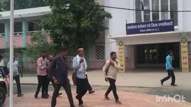 गोपद बनास: मुगवधिर व्यक्तियों को नहीं मिल रहा शासन की योजनाओं का लाभ कलेक्ट्रेट पहुंच कर दिया पत्र