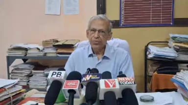 মোহনপুর: রাজ্যজুড়ে অতি বৃষ্টির কারণে আজ বছর বাচাও পরীক্ষা বাতিল করা হয়েছে, সাংবাদিক সম্মেলনে জানিয়েছেন পর্ষদ সভাপতি
