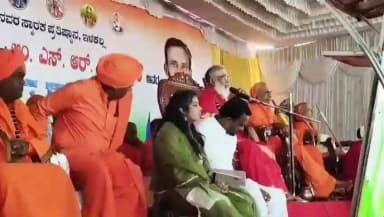 ಹುನಗುಂದ: ಕಾಶಪ್ಪನವರಿಗೆ ಸಚಿವ ಸ್ಥಾನ ನೀಡಿ,ಹಾವರಗಿಯಲ್ಲಿ ಪಂಚಪೀಠಾಧೀಶ್ವರರ ಆಗ್ರಹ
