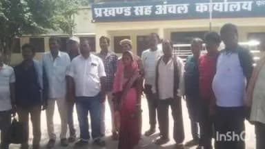 कृत्यानंद नगर: नगर प्रखंड कार्यालय में ग्राम रक्षा दल के सदस्यों ने मानदेय और अस्थाई नियुक्ति की उठाई मांग