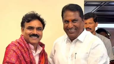ధర్మపురి: జాతీయ షెడ్యూల్డ్ కులాల కమిషన్ చైర్మన్ కిషోర్ మక్వానాకు స్వాగతం పలికిన ధర్మపురి ఎమ్మెల్యే, మంత్రి అడ్లూరి లక్ష్మణ్ కుమార్