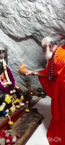 ಅಜ್ಜಂಪುರ: ಬುಕ್ಕಾಂಬುಧಿಯಲ್ಲಿ ಸಿದ್ದಲಿಂಗ ಜಗದ್ಗುರುಗಳ ಮೂರ್ತಿಗೆ ಪೂಜೆ ಸಲ್ಲಿದಿದ ರಂಭಾಪುರಿ ಶ್ರೀಗಳು.!