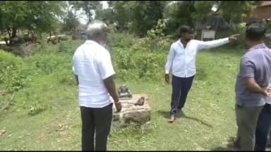 ಧಾರವಾಡ: ಧಾರವಾಡ ತಾಲೂಕಿನ ಅಂಬ್ಲಿಕೋಪ್ಪ ಗ್ರಾಮದಲ್ಲಿ ಬೀರಲಿಂಗೇಶ್ವರ ದೇವರ ಮೂರ್ತಿ ಒಡೆದು ಹಾಕಿದ ಕಿಡಿಗೇಡಿಗಳು