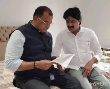 అలంపూర్: రోడ్లు & భవనాల శాఖ మంత్రి కోమటిరెడ్డి వెంకట్ రెడ్డిని అలంపూర్ నియోజకవర్గ అభివృద్ధికి రూ.60.37 కోట్ల నిధులు కోరిన MLA