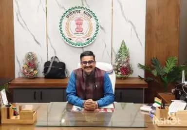 राजनांदगांव: राजनांदगांव जिला पंचायत के नवपदस्थ सीईओ ने कार्यभार ग्रहण किया