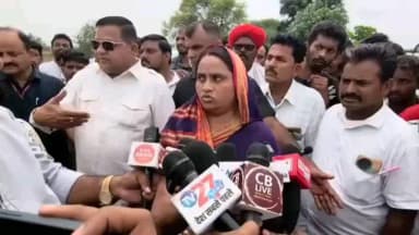 अलीराजपुर: अलीराजपुर जिले के बोरी कांड पर विधायक श्रीमती सेना पटेल ने की मांग, 'आरोपियों को फांसी दो, भाजपा राजनीति बंद करे'