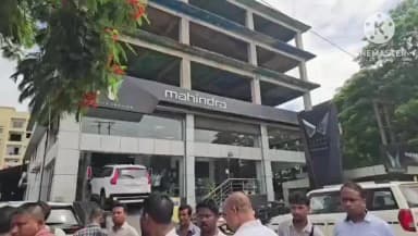 পশ্চিম যোৰহাট: গ্ৰাহকৰ নামত আন লোকে ডিলাৰৰ পৰা গাড়ী নিয়াকলৈ মহিন্দ্ৰা ডিলাৰত অপ্ৰীতিকৰ পৰিস্থিতি