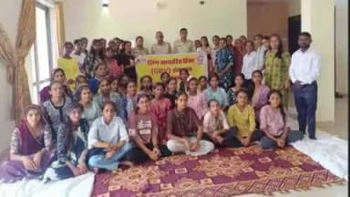 रेवदर: रेवदर में किशोरियों को नेतृत्व, सुरक्षा और अधिकारों का मिला प्रशिक्षण, कानूनी अधिकारों की दी गई जानकारी