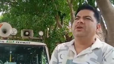 महुआडांड़: महुआडार के पाठ क्षेत्र में जंगली भालुओं के बढ़ते आतंक पर वन विभाग ने सोमवार शाम सावधान रहने का आदेश जारी किया