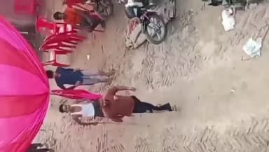 थाना पुवायां के नगरिया प्रयागपुर में दो पक्षों के बीच कहां सुनी।