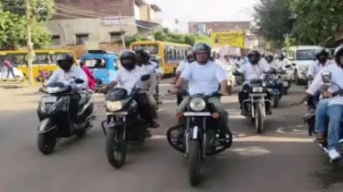 ಹೊಸಪೇಟೆ: ನಗರದಲ್ಲಿ ಕರ್ನಾಟಕ ಮತದಾರರ ಪಟ್ಟಿ ಪರಿಷ್ಕರಣೆ - 2026 ರ ಕುರಿತು ಬೈಕ್ ರ್ಯಾಲಿ ಮೂಲಕ ಸಾರ್ವಜನಿಕರಿಗೆ ಜಾಗೃತಿ