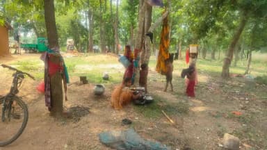 बरकट्ठा: मूलभूत सुविधाओं से वंचित हैं लग्नवां मल्हार समुदाय के लोग