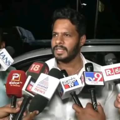 ಕಲಬುರಗಿ: ಬಿಡದಿಯಲ್ಲಿ ಅಧಿಕಾರಿಗಳಿಗೆ ಪೊರಕೆ ಸೇವೆ ಸರ್ಕಾರಕ್ಕೆ ಎಚ್ಚರಿಕೆ ಗಂಟೆ: ನಗರದಲ್ಲಿ ಜೆಡಿಎಸ್ನ ನಿಖಿಲ್ ಕುಮಾರಸ್ವಾಮಿ