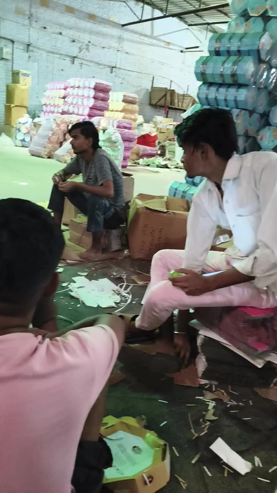 the print shop काम करवा कर पैसा नहीं दिया यह कंपनी सेल होना चाहिए Kisi bhi tarah Mera Paisa dilva dijiye