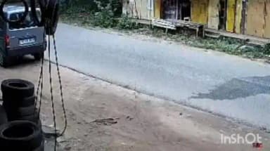 കൊട്ടാരക്കര: ചടയമംഗലത്ത് ഓടിക്കൊണ്ടിരുന്ന ബസ്സിൽ നിന്നും വീണ് വിദ്യാർത്ഥിനിക്ക് പരിക്ക്