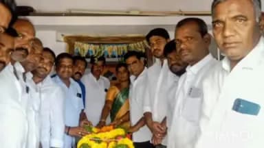 పరిగి: గుండాల్ గ్రామంలో బాధిత కుటుంబ సభ్యులను పరామర్శించిన ప్రజాప్రతినిధులు, కాంగ్రెస్ నాయకులు