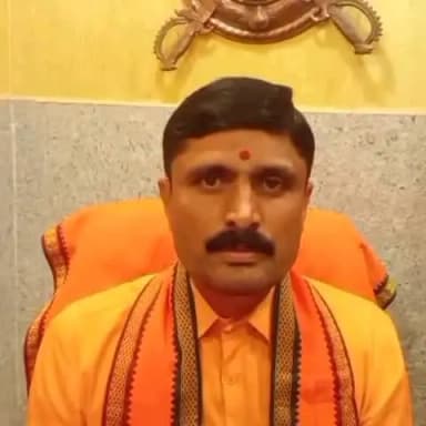 ಕಲಬುರಗಿ: ಜೈಲಿನಿಂದ ಕೈದಿಗಳ ಪರಾರಿ ಪ್ರಕರಣ, ಗೃಹ ಸಚಿವರ ವಜಾಕ್ಕೆ ನಗರದಲ್ಲಿ ಶಿವಸೇನೆ ರಾಜ್ಯಾಧ್ಯಕ್ಷ ಶ್ರೀ ಸಿದ್ದಲಿಂಗ ಸ್ವಾಮೀಜಿ ಆಗ್ರಹ