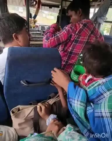 जगदलपुर: यात्री बस में आदिवासी दंपती से बदसलूकी का वीडियो, चिल्लर को लेकर हुआ विवाद, कंडक्टर ने कहा- मुझसे भी गलती हुई