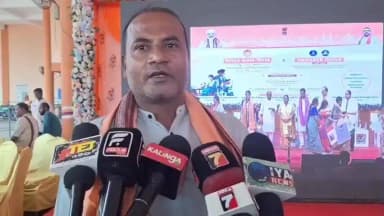 ଛତ୍ରପୁର: ଛତ୍ରପୁର ପୌର ପରିଷଦ ତରଫରୁ ନମସ୍ତେ ଡେ ପାଳନ, ପ୍ରତିକ୍ରିୟା ରଖିଲେ କାଉନସିଲର ଓ କର୍ମକର୍ତ୍ତା