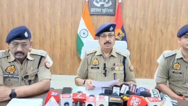 #Etawahpolice
#Goodwork
# मात्र10 घंटे के अन्दर हत्या की घटना का सफल अनावरण ।
⏭️सुनियोजित तरीके से आपराधिक षडयंत्र रचकर पति की हत्या करने वाली अभियुक्ता पत्नी व उसके प्रेमी (सह-अभियुक्त) किया गया गिरफ्तार, के सम्बन्ध में वरिष्ठ पुलिस अधीक्षक इटावा @BrijeshS_211 द्वारा दी गयी बाइट https://t.co/mL56MMMtvr