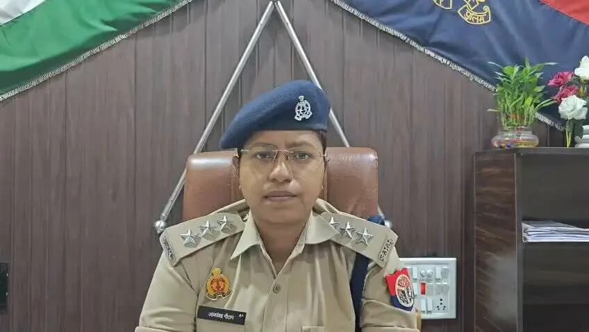 #BijnorPolice
थाना नजीबाबाद क्षेत्रान्तर्गत बालिका की अश्लील वीडियो बनाने पर पंजीकृत किये गए अभियोग के संबंध में क्षेंत्राधिकारी नजीबाबाद की बाइट ।
#UPPolice https://t.co/9rTS4fKlF5