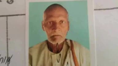 पडरौना: तमकुहीराज तहसील में वरासत कराने पहुंचे बुजुर्ग का निधन, उपनिबंधक कार्यालय जाते समय आया चक्कर, परिजन शव लेकर घर लौटे