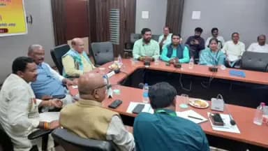 अनूपपुर: सोन सभागार में राष्ट्रीय अनुसूचित जनजातीय आयोग के अध्यक्ष ने जनप्रतिनिधियों, सामाजिक कार्यकर्ताओं के साथ बैठक की