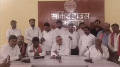 हर्रैया: बस्ती पहुंचे सपा सांसद सनातन पांडे ने राम मंदिर चोरी के मामले को लेकर बीजेपी और सीएम योगी पर साधा निशाना