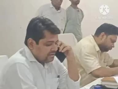 प्रतापगढ़: भीखमपुर निवासी जन सेवा केंद्र संचालक ने लेखपाल को फोन पर दी गाली-गलौज व धमकी, एसडीएम समेत उच्च अधिकारियों से की शिकायत