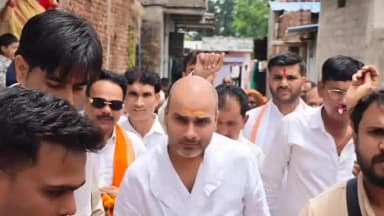 धनोरा: कहानी गांव में दादा गुरु महाराज का आगमन, धनोरा क्षेत्र के श्रद्धालुओं ने किए दर्शन