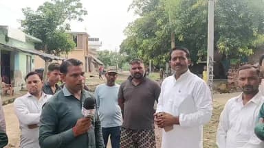 पीलीभीत सदर विधानसभा क्षेत्र अंतर्गत ग्राम- पंचायत बरहा में लम्बे समय से क्षेत्रीय जनप्रतिनिधियों की उदासीनता एवं लगातार किए जा रहे झूठे वादों से आहत होकर सड़क निर्माण की मांग को लेकर युवा राजकुमार द्वारा पानी की टंकी पर चढ़ने जैसा घातक...