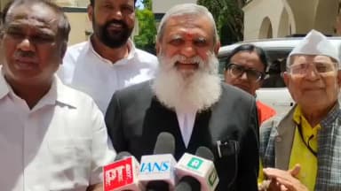 ಧಾರವಾಡ: ಧಾರವಾಡ ಪ್ರತ್ಯೇಕ ಪಾಲಿಕೆ ಅಂತಿಮ ರೂಪ ಬರುವ ಸಂದರ್ಭದಲ್ಲಿ ಕೆಲವರು ಅಡ್ಡಗಾಲು ಹಾಕುತ್ತಿದ್ದಾರೆ: ಧಾರವಾಡದಲ್ಲಿ ಹೋರಾಟಗಾರ ಬಿ.ಡಿ ಹಿರೇಮಠ
