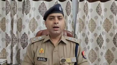 #baghpatpolice
दिनांक 14.07.2026 को थाना रमाला क्षेत्रान्तर्गत ग्राम किशनपुर बिराल में विनय नामक व्यक्ति के गोली लगने से घायल होने की सूचना प्राप्त हुई। उक्त सूचना पर थाना रमाला पुलिस तत्काल घटनास्थल पर पहुँची। गोली लगने से घायल व्यक्ति विनय को तत्काल उपचार हेतु अस्पताल भिजवाया गया , उपचार के दौरान विनय की सीएचसी बडौत में मृत्यु हो जाने पर पंचायतनामा सम्बंधी कार्यवाही सम्पादित कर शव को पोस्टमार्टम हेतु मोर्चरी बागपत भिजवाया गया। मृतक के परिजनों से प्राप्त तहरीर के आधार पर थाना रमाला पर सुसंगत धाराओं में अभियोग पंजीकृत किया गया है तथा दिनांक 14/15.07.2026 की रात्रि में मुखबिर खास की सूचना पर विनय को गोली मारने वाले मुख्य अभियुक्त ऋतिव उर्फ विशू पुत्र ओमपाल निवासी ग्राम किशनपुर थाना रमाला जनपद बागपत को थाना रमाला क्षेत्रान्तर्गत सूप नहर से बाद पुलिस मुठभेड घायल अवस्था में गिरफ्तार किया गया है, जिसके कब्जे से घटना में प्रयुक्त 01 अवैध तमंचा .315 बोर व 02 खोखा कारतूस .315 बोर बरामद किए गए हैं। प्रकरण में अन्य आवश्यक वैधानिक कार्यवाही नियमानुसार की जा रही है। इस सम्बंध में अपर पुलिस अधीक्षक बागपत द्वारा दी गई बाइट-
@Uppolice