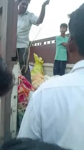 राम जानकी मार्ग पर हुए भीषण ट्रक हादसे में पौली ब्लाक के ग्राम पंचायत कुड़वा गांव निवासी के दो लोगों को का हुआ मौत