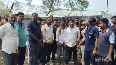 जळगाव: वेतन राखल्यामुळे महानगरपालिका कंत्राटी सफाई कर्मचाऱ्यांचे TB रुग्णालय येथे कामबंद आंदोलन