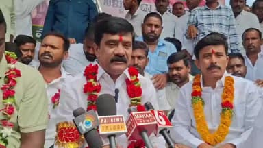 బాల్కొండ: భీమ్గల్ లో పెండింగ్ సమస్యలు పరిష్కరించాలని వేల్పూరు లో ఒక్కరోజు శిక్ష చేపట్టిన MLA వేముల ప్రశాంత్ రెడ్డి