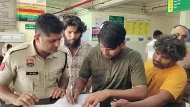 बहादुरगढ़: दिल्ली रोहतक रेल मार्ग पर आसौदा फ्लाईओवर के पास ट्रेन की चपेट में आने से दो दोस्तों की मौत