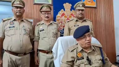 #SP_Mirzapur #अपर्णा_रजत_कौशिक के निर्देशन में थाना को0कटरा पुलिस टीम द्वारा अनुमानित कीमत ₹ 06 लाख के हेरोइन के साथ 01 शातिर अभियुक्त गिरफ्तार, घटना में प्रयुक्त मोटर साइकिल बरामदगी के सम्बन्द में #SP_City की बाइट
—
#UPPolice #Mirzapur https://t.co/GKxMt0fP9X