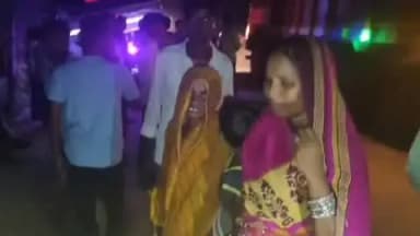 भदोही: दुर्गागंज में ईट लदे ट्रैक्टर की चपेट में आने से बाइक सवार दो व्यक्तियों की हुई दर्दनाक मौत