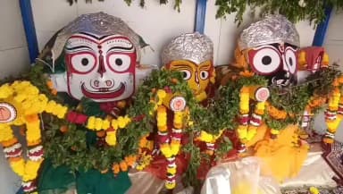 ભરૂચ: ભરૂચની જલારામ ધામ સોસાયટી સ્થિત જગન્નાથ મંદિર ખાતે ઉડીયા સમાજ દ્વારા ભગવાન જગન્નાથની ભવ્ય રથયાત્રા નીકળી