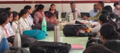 किरनापुर: #बालाघाट
सीएमएचओ ने किरनापुर में स्वास्थ्य सेवाओं की समीक्षा, दिए आवश्यक निर्देश