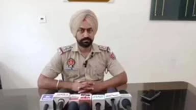 ਅੰਮ੍ਰਿਤਸਰ 2: ਮਜੀਠਾ ਥਾਣੇ ਦੇ ਐਸ ਐਚ ਓ ਨੇ ਕੀਤਾ ਵੱਡਾ ਖੁਲਾਸਾ ਨੌਜਵਾਨ ਦੇ ਕਤਲ ਮਾਮਲੇ ਵਿੱਚ ਚਾਰ ਤੇ ਮੁਕਦਮਾ ਦਰਜ