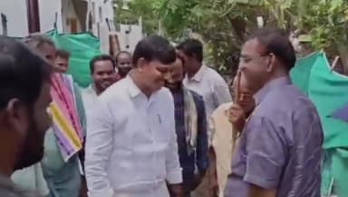 మచిలీపట్నం దక్షిణం: చిన్నతుమ్మిడి: ప్రమాదంలో చనిపోయిన ఇద్దరు కార్యకర్తలకు భీమా