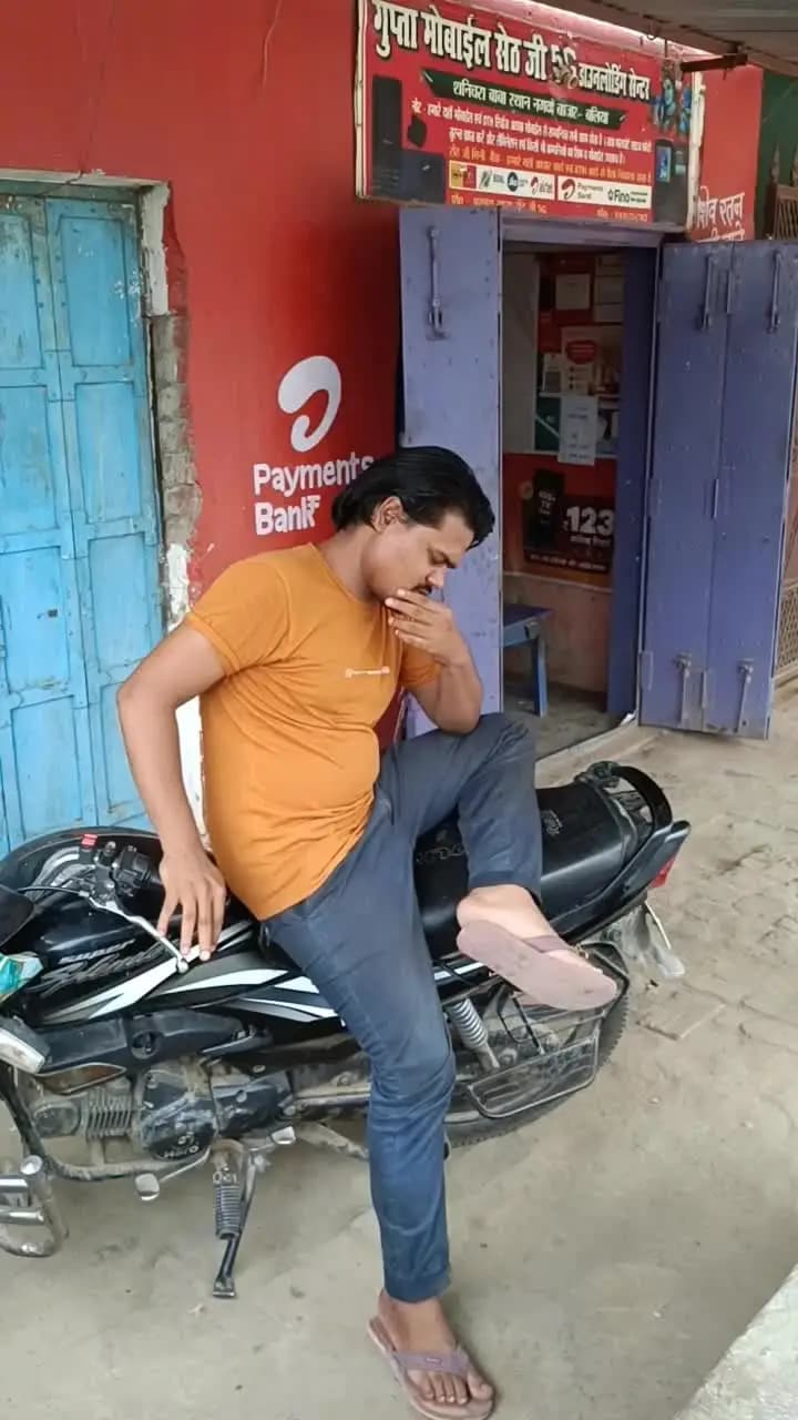 #साला #बहरा #नाटक कर रहा था #comedy #funny #trending #viral #funnymoment #funnyreel #memes #fun #entertainment