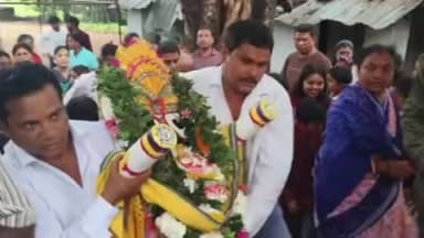 ଖରିଆର: ଖଡ଼ିଆଳ ଅଞ୍ଚଳରେ ମହାସମାରୋହରେ ପ୍ରସିଦ୍ଧ ଶ୍ରୀଗୁଣ୍ଡିଚା ରଥଯାତ୍ରା ପାଳିତ