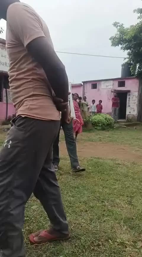 gram pipriya school ki video
