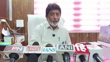 नौगढ़: मेडिकल कॉलेज सिद्धार्थनगर में फैकल्टी मेंबर्स पर लगे कथित आरोप पर प्राचार्य का बयान, कमेटी गठित कर जांच कराई जा रही है