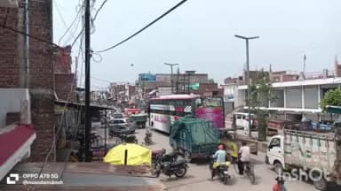 गोरमी: गोरमी नगर में बस स्टैंड के अभाव में आए दिन लगता है जाम