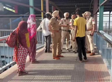 ਬਠਿੰਡਾ: ਰੇਲਵੇ ਸਟੇਸ਼ਨ ਵਿਖੇ ਪੁਲਸ ਨੇ ਚਲਾਇਆ ਸਰਚ ਅਭਿਆਨ